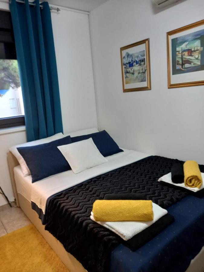 ויר Apartmani Nella חדר תמונה